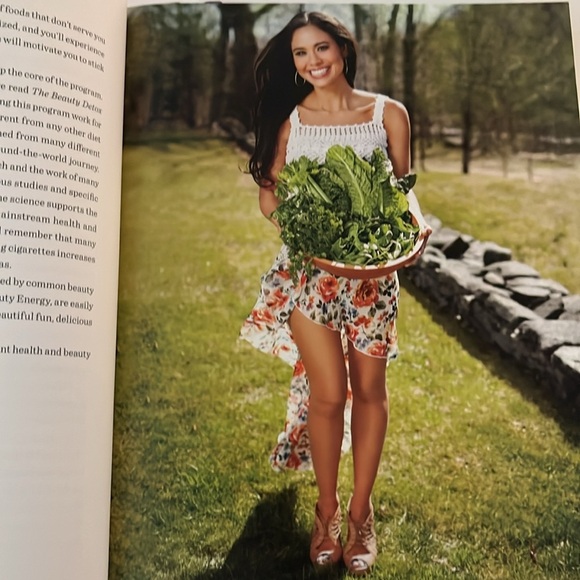 Book Beauty Detox Foods, Kimberly Snyder Nutritionist, health vegan foods, yoga - Picture 4 of 16